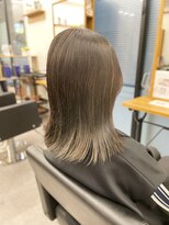 アルトス 浦和(ARTS)&nbsp;切りっぱなし×インナーカラー×浦和の美容室ARTS谷島樹