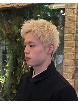 モナン 新宿(Monan)&nbsp;ホワイトブロンド × ナチュラルベリーショート