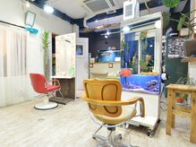 マハロヘアー(Mahalo HAIR)の雰囲気（店内は美容室らしからぬ、見て楽しめる空間です♪）