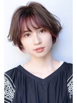 ラレイ(Lalei) 【ささき】ショートボブ×インナーカラー/セクションカラー