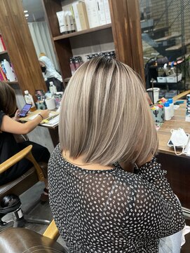 ラフ(LAFF) #黒髪#ボブルフ#ネビージュ#小顔#ワンレン