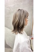 スモーキーグレージュミディアム