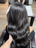 ヴィフ 大船(VIF)&nbsp;前髪マチルダボブピンクベージュインナーグレージュウルフ