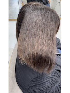 スリーヘアー(THREE hair) 酸性ストレート