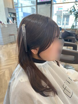 フィッティ 横須賀中央店(fiti) 結んでも下ろしても可愛い顔まわりカット【韓国ヘア　レイヤー】