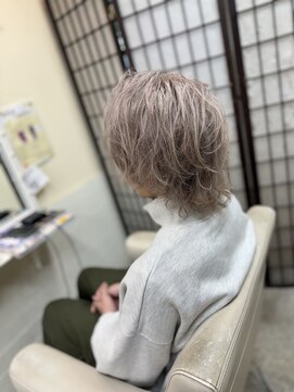 ロジーリリーヘアーズ(Rosy Lily hair's) ホワイトミルクティーカラー