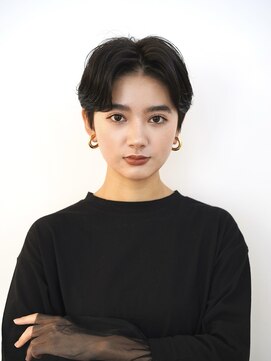 アイスバーグ(eyesburg) センターパートハンサムショートマッシュショート前髪あり黒髪