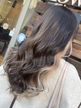 エン シエナ(en Siena) 【en Siena】インナーカラー×ミルクティーベージュ【misa.m】