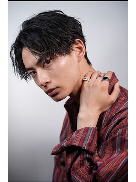 リップスヘアー 銀座(LIPPS hair) 縦落ちセンターパート