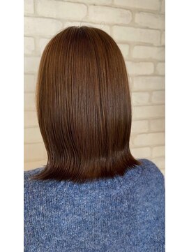 ビスイル 秋葉原店(Vis ill) 大人可愛いブラウンカラー