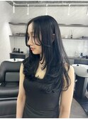 ミディアムワンカールレイヤー×大人ブルーブラックカラー