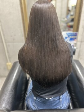 ルノン シェリー(LUNON cheliy) イメチェンヘアスタイルホワイトブロンド外ハネボブ美髪のススメ