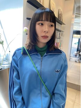 シータ(sheta) 【表参道sheta小林】小顔顔まわりレイヤーカットぱっつん前髪