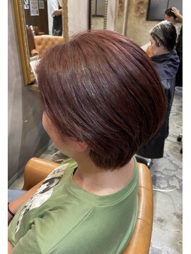 大人ショートレッドブラウンカラー