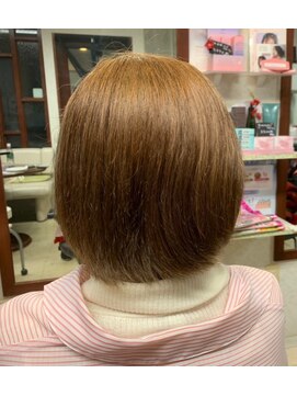 サロン ド シルク 30代40代50代ショートボブショートカットウルフレイヤー朝楽