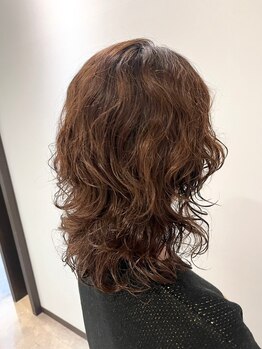 ピカイチ 上通店(pikA icHi)の写真/くせ毛・うねりを活かして、朝からラクにまとまる髪へ。