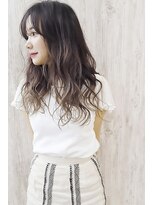 ヘアーメイクオズ(hair make O/S)&nbsp;ビーチウェーブ×ベージュグラデーション