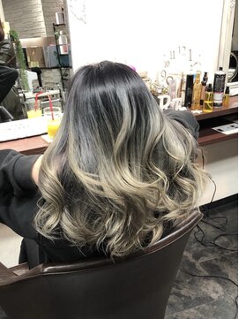 オプ アート(Op Art) バレイヤージュ