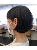 大人可愛い丸みのショートボブ