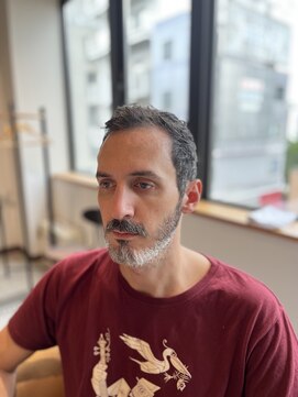 リバレッジ 広尾(Leverage) 外国人大人ベリーショート