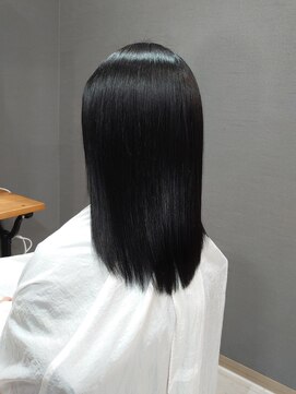 ルシードスタイル アウラ 松戸市五香(LUCIDO STYLE Aura) 黒髪の美しさ【艶髪・髪質改善】