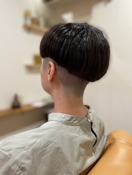 スノウ(snow) 刈り上げ変形マッシュ