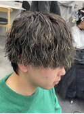 緩め波巻きパーマツイストスパイラルメンズメッシュマッシュ渋谷