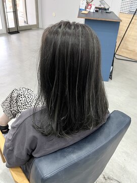 チーク(CHiiK) ハイライト×グレージュ