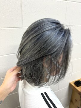 クラウド ナイン ブランシュ(CLOUD Nine blanche) ショートハイライトカラー