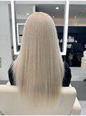 抜きっぱなしブロンド[ネビージュ/黒髪/小顔/新宿] 