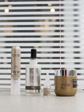 様々なヘアケア剤を取り揃え、お客様のなりたい髪の実現を全力でサポートいたします