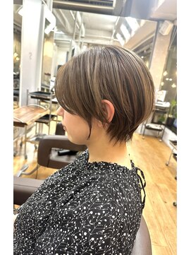 スパイス SPYS ショートヘア/ベージュ/大人ショート