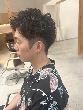 ヌークバイラヴェスト 四日市(neuk by lovest) 【neuk服部】アップバングパーマ/リバースセンターパートも◎