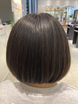 ビーズカラー イオンタウン米沢駅前店 まとまりつや髪♪髪質改善トリートメント超音波アイロン/2