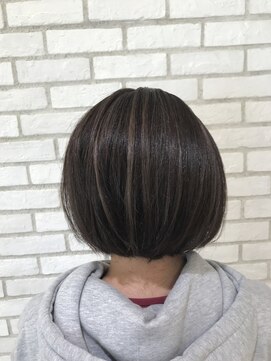 アッシュ 戸田公園店(Ash) ソンブレ×バレイヤージュ×グレーパール