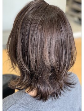 サローネ サンク(SALONE CINQ) ひし形くびれミディ