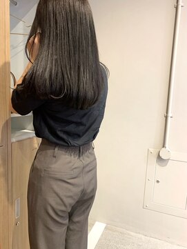 ローレンプラス(LOREN+) グレージュカラー