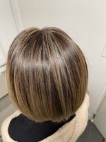 ピッポ(PIPPO) 白髪ぼかしハイライト