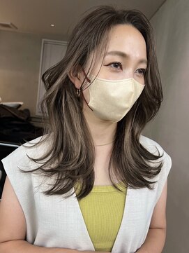 サイン 渋谷(SIGN) 20代30代トレンドなレイヤーカットハッシュカットレイヤーボブ