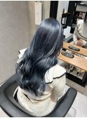ネイビーカラー