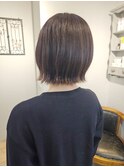 切りっぱなし外はねミニボブ
