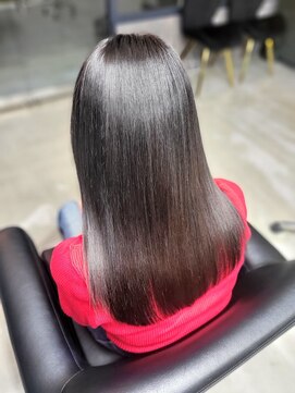 シュバルツ(schwarz) ブリーチ履歴にも髪質改善