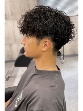ビカムメンズヘアー 栄店(become men's hair) 波巻きスパイラルパーマ×大人の刈り上げメンズマッシュ