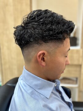 トレックスバーバー(TREX barber) ビジネスパーマ
