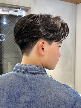 ニコ トウキョウ(nico TOKYO) ワンカールの自然な毛流れ作りませんか?