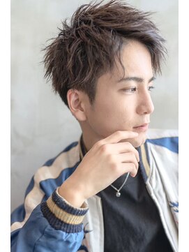 ユウ 渋谷(U) 爽やか刈り上げツーブロックアップバングスパイキーショート