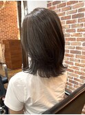 大人ボブレイヤーカットアッシュカラーダブルカラーおしゃれ女子