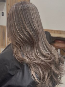 ノーム 横浜(NORM) 外国時風ハイライト ベージュ ダブルカラー