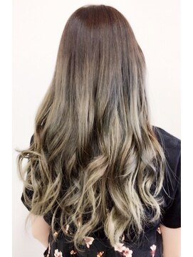 プティパ ヘアーアトリエ(petit pas hair atelier) 外国人風グラデーション