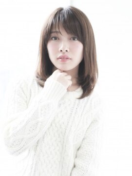 ネオリーブ クーロ(Neolive curro) くせ毛さん必見♪まとまりやすいナチュラルミディ♪